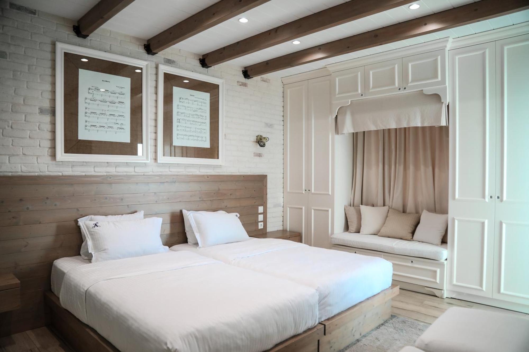 Limani Luxury Apartments Beachfront Sarandë Exterior foto