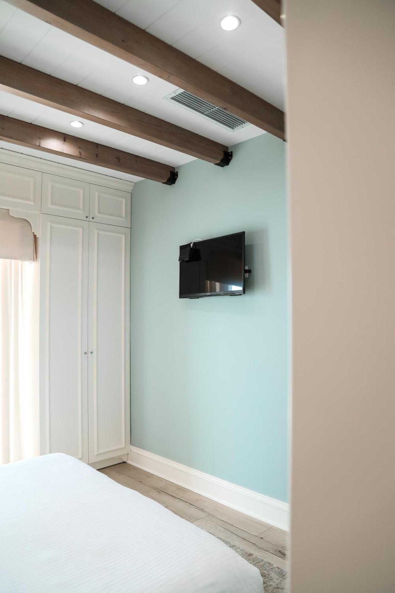 Limani Luxury Apartments Beachfront Sarandë Exterior foto